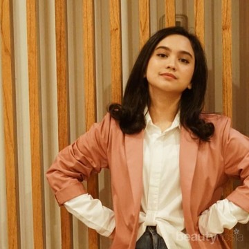 img-title Eksis Sejak Dulu, Rachel Amanda Pernah Membintangi Sinetron dan Film Ini