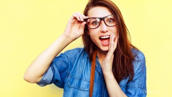 Punya Mata Minus? 7 Olahraga Mata Ini Mampu Terapi Mata Minus Lho!