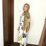 Gaya Hijab ala Maydinah Hanifah, Sahabat Rachel Vennya yang Gak Kalah Memesona