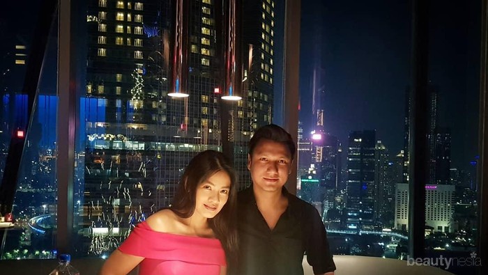 Enggak Mau Pasangan Cemburu, Selebriti Indonesia Ini Tolak Lakukan Adegan Mesra