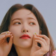 Gak Melulu Lipstik, 5 Bahan Makanan Ini Bisa Memerahkan Bibir Secara Alami!