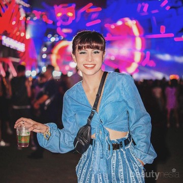 img-title Paling Hits! Begini Penampilan Fashionable Selebgram di DWP 2019