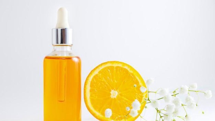 Manfaat Serum Vitamin C Selain Memutihkan Wajah