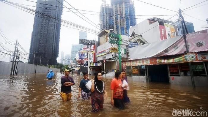 Banjir Sedang Melanda, Waspadai 5 Penyakit ini!