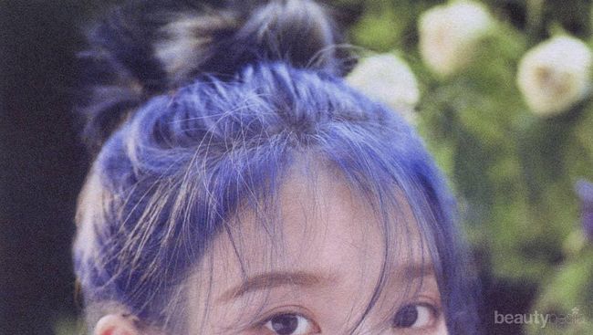 Biru Klasik  Jadi Tren Warna  Rambut  Hingga Fashion 2021