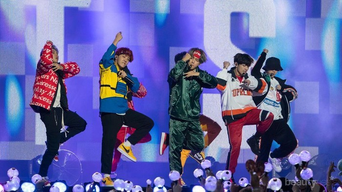 Suka Artis K-Pop? Kenalin Nih 10 Light Stick ala Idol Korea!