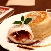 Lagi Kekinian Nih, Pancake Fluffy ala Jepang Ternyata Bisa Dibikin di Rumah!