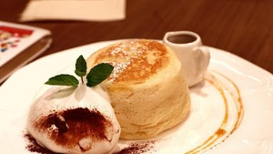 Lagi Kekinian Nih, Pancake Fluffy ala Jepang Ternyata Bisa Dibikin di Rumah!