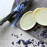 Mudah dan Bermanfaat, Berikut Cara Membuat Lotion Bar Sendiri