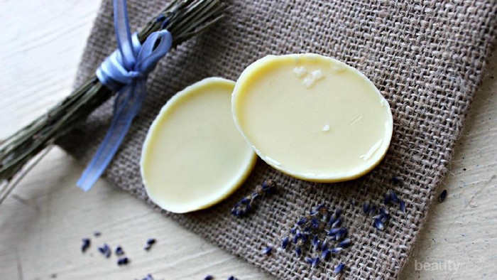 Mudah dan Bermanfaat, Berikut Cara Membuat Lotion Bar Sendiri