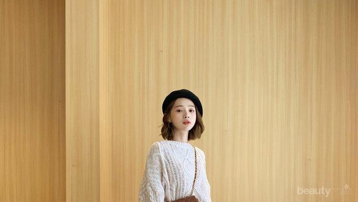 Karena Sepatu Boots, Baju Sederhana Bisa Jadi Stand Out! Intip Tipsnya, Yuk