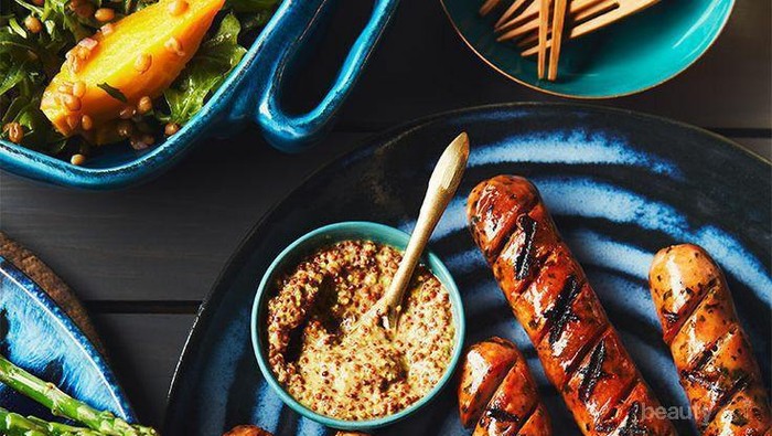 Lezat dan Menggoda, 7 Makanan Ini Wajib Ada di Malam Tahun Baru!