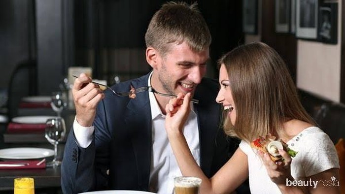 Suka Memberi, Ini 5 Zodiak yang Dikenal Royal ke Pasangan