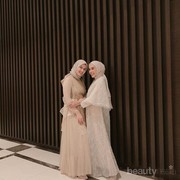 Bingung Cari Outfit Kondangan? Yuk Tiru Style 5 Selebgram Ini