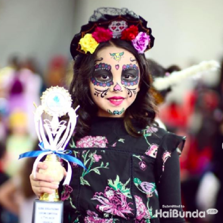 <p>Pakai kostum ini gadis kesayangan Ayah Rio masih menggemaskan. (Foto: Instagram/@rio.stokhorst)</p>