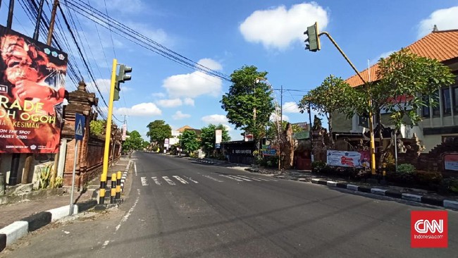 Warga di Bali disebut kompak tetap di rumah sehari setelah Nyepi sejalan dengan imbauan dari Gubernur untuk berdiam di rumah demi cegah Corona.