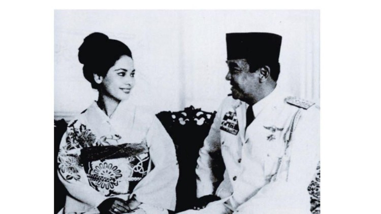 Ternyata sebelum resmi menikah, ibunda Madame Dewi sempat tak merestui hubungan anaknya dengan Soekarno. Hal inilah yang jadi alasannya.