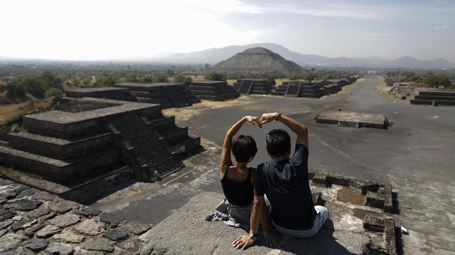 "Kota dewa" Piramida Teotihuacan di Meksiko dibuka kembali setelah penutupan berbulan-bulan dalam masa pandemi virus corona.