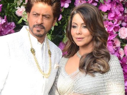 7 Potret Harmonis Shah Rukh Khan & Istri Meski Beda Agama