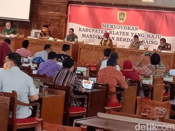 Bupati Klaten Perpanjang Masa Belajar di Rumah Demi Tangkal Corona