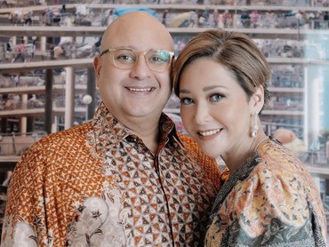 img-title Sebelum Nikahi Maia Estianty, Irwan Mussry Sempat Jadi Menantu Konglomerat