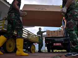 Pemerintah Distribusikan Ribuan APD dan Belasan Juta Masker ke RS