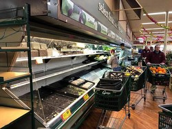 Sudah Waktunya Supermarket Tak Terima Pembeli Offline