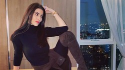 5 WAGs Pesepakbola yang Memiliki Wajah Cantik dan Tubuh Seksi