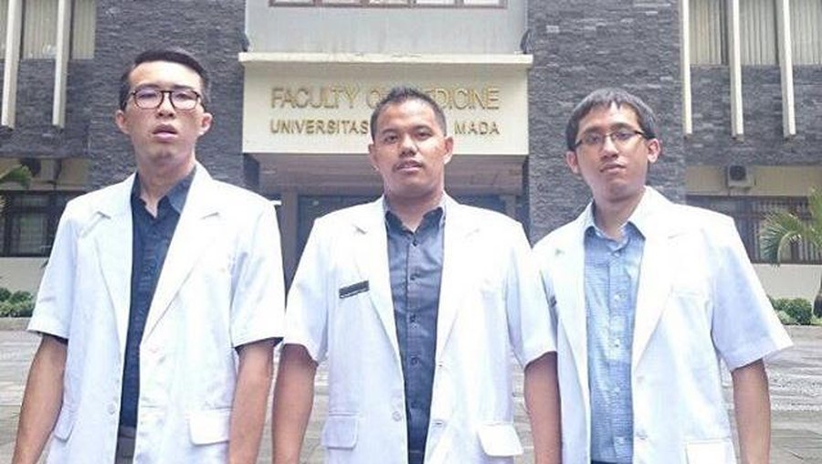 Tidak Lagi Praktik Sebagai Dokter Beberapa fakta unik tentang dokter Tirta, salah satu influencer nyentrik Indonesia yang galakkan kampanye cegah virus Corona.
