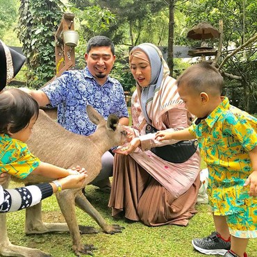 Usir Rasa Bosan, Ustaz Solmed Akui Lebih Dekat dengan Anak