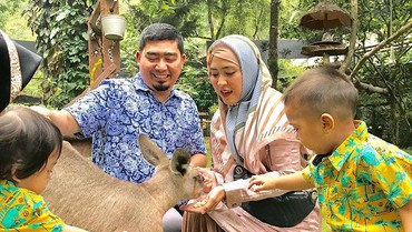 Usir Rasa Bosan, Ustaz Solmed Akui Lebih Dekat dengan Anak