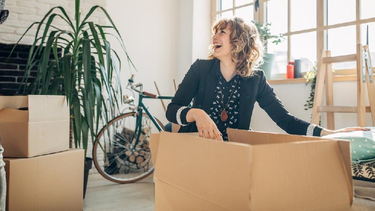 Mendesain rumah minimalis katanya bisa menghilangkan stres dan rasa cemas, Bun. Berikut 5 tips yang bisa dilakukan untuk menghilangkan rasa cemas itu.