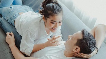 Sosok Inge Anugrah, istri Ari Wibowo