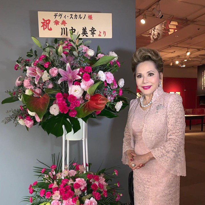 <p>Setelah Soekarno meninggal, Dewi sempat pindah ke berbagai negara sebelum akhirnya menetap di Tokyo, Jepang. (Foto: Instagram @dewisukarnoofficial)</p>