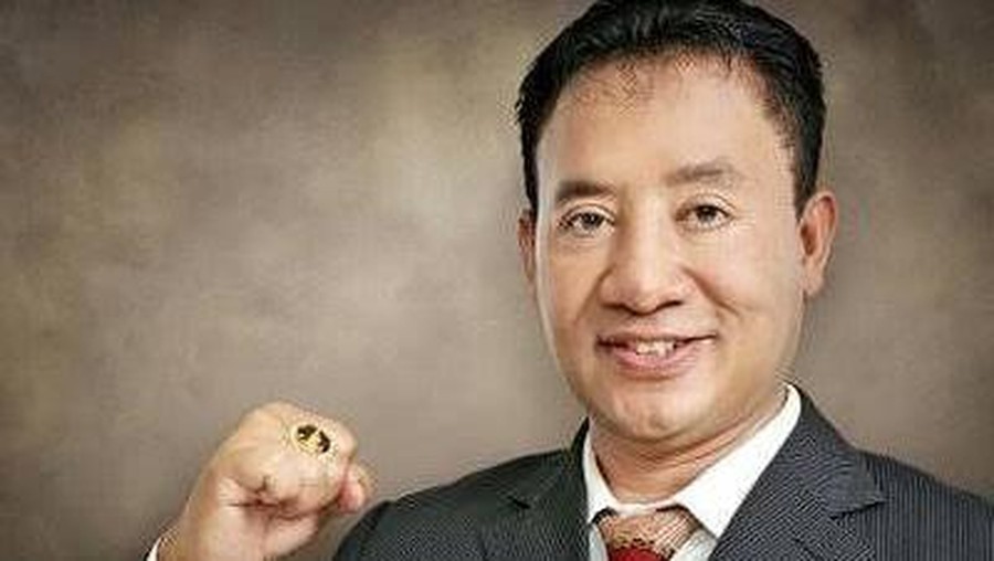 Sempat Bagi-bagi Masker ke Warga, Anggota DPR RI Imam Suroso Meninggal Anggota DPR RI, Imam Suroso meninggal dunia akibat PDP Corona pada Jumat (27/3) malam pukul 20.50 WIB.
