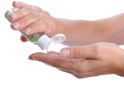 Mantap! Mahasiswa di Makassar Produksi 6.000 Hand Sanitizer