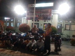 Bahaya, ABG Ini Manfaatkan Jalanan Sepi untuk Balap Liar