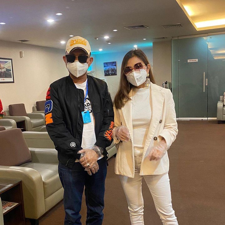 <div>Semiggu lalu, Bella Shofie bersama suaminya, Daniel Rigan dan anaknya, Danillo memutuskan ngungsi untuk sementara waktu, demi menghindari penyebaran virus corona. (Foto: Instagram @bellashofie_rigan)</div><div> </div>