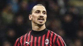 Bologna Bantah Punya Niat Rekrut Ibrahimovic