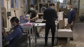 FOTO: Kebangkitan Pabrik Sabun Batang Tradisional di Prancis Di tengah penyebaran cepat virus corona di Eropa, pembuatan sabun tradisional di Marseille kembali berjaya.
