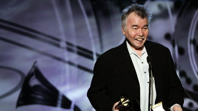 Musisi country John Prine dilarikan ke rumah sakit karena terinfeksi virus corona Covid-19 dan keluarganya kini menyatakan kondisinya tengah kritis.