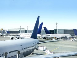 Saat Bandara-bandara Tersibuk Dunia Jadi Tempat Parkir Pesawat
