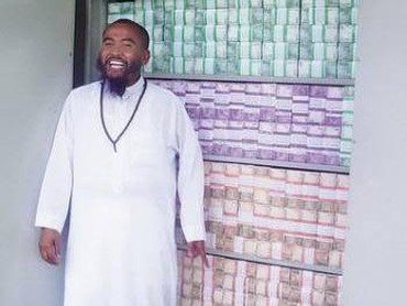Kabar Nikahi Bocah 7 Tahun, Syekh Puji Sebut Diperas Rp35 Miliar