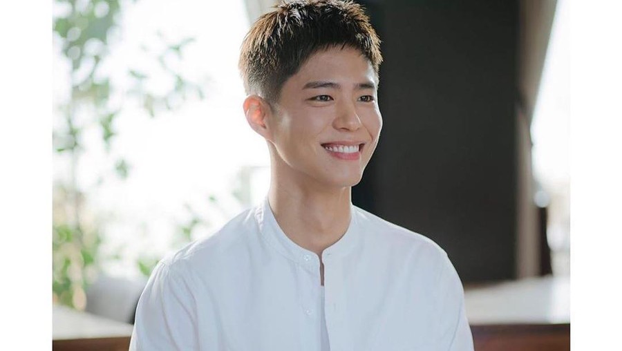 Seorang penggemar menceritakan pengalaman bertemu Park Bo Gum yang tidak terlupakan.
