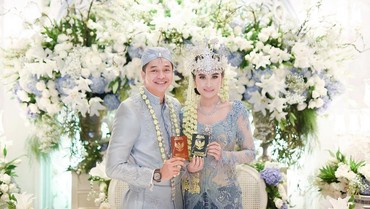 img-title Adly Fairuz Ungkap Mertua Kesayangan, Netizen: Mertua yang Mana?