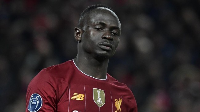 Bintang Liverpool Sadio Mane ingin membangun rumah sakit di Senegal usai ditinggal sang ayah sejak usia tujuh tahun.