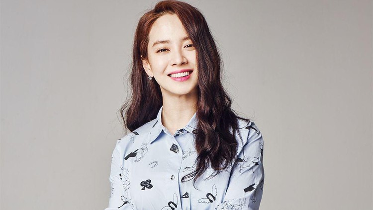 Berikut ini beberapa drama Korea yang bisa jadi referensi tontonan Bunda. Deretan drama ini dibintangi artis cantik Song Ji Hyo.