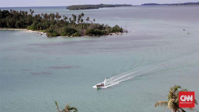 25 Turis Asing Dipaksa Pulang dari Aceh Singkil Kebijakan meminta pulang paksa itu dilakukan Pemkab Aceh Singkil terkait situasi wabah virus corona (Covid-19).