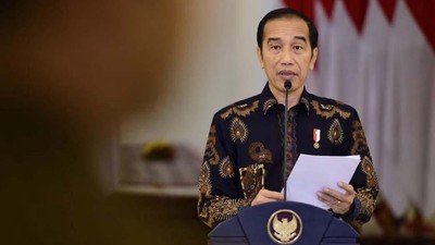 Gugatan class action terhadap Jokowi didaftarkan ke PN Jakarta Pusat. Warga menuntut ganti rugi Rp10.012.000.000 atas kerugiannya di tengah wabah virus corona.