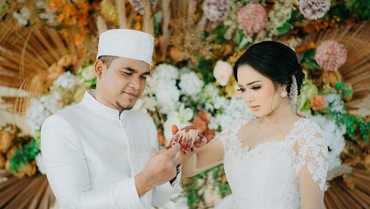img-title YouTuber Maell Lee Nikah, Paras Cantik Istrinya Bikin Salah Fokus